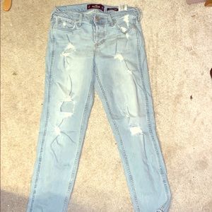 low rise light wash boyfriend jean, hollister